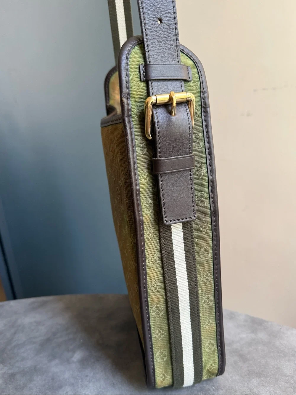 Louis Vuitton VI0074 Besace Mary Kate Olive Green & Brown Leather Crossbody Bag